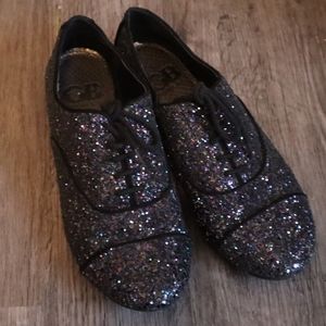 Gianni Bini Sparkly Glitter Oxford Shoes